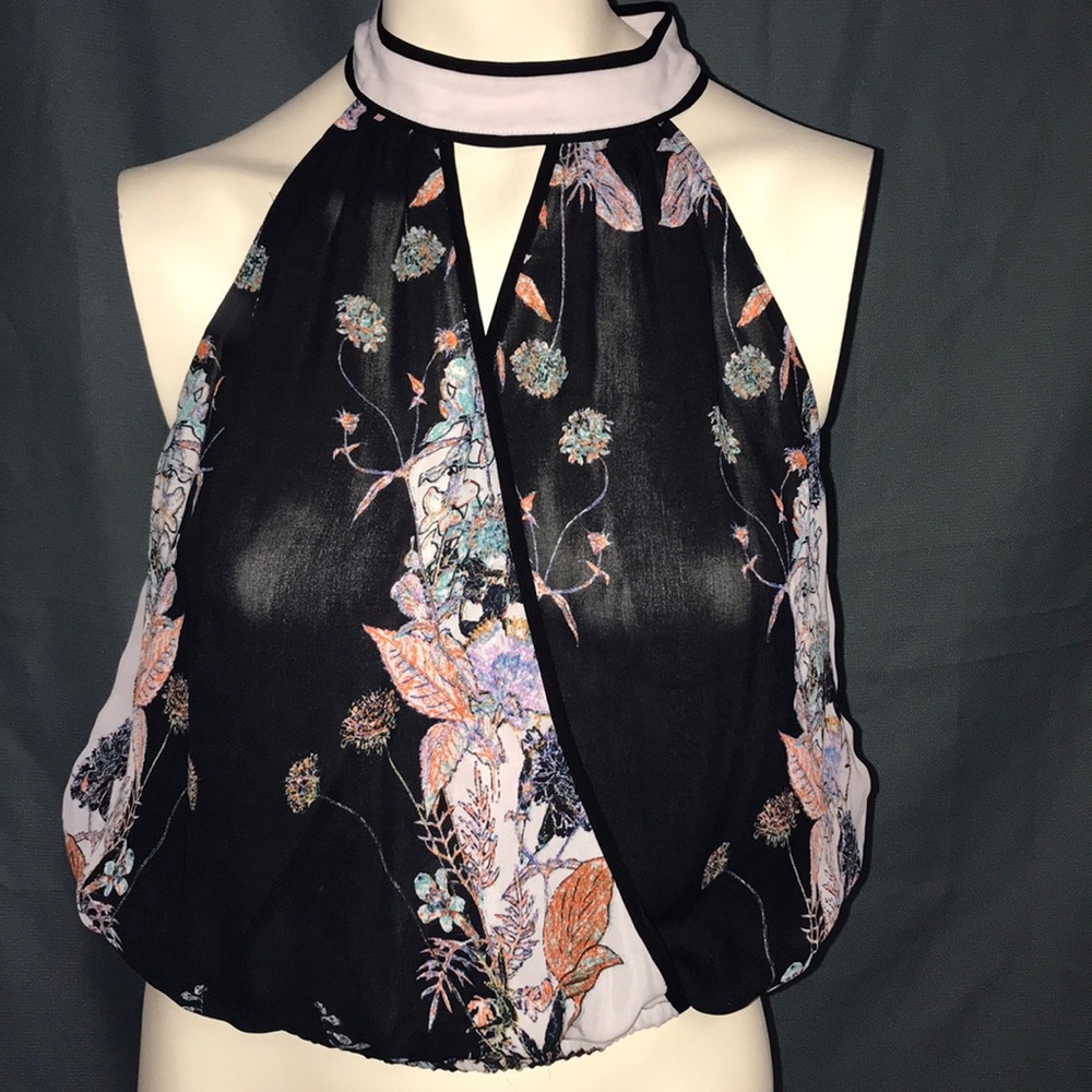 Bebe tops